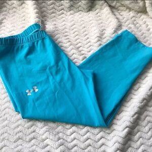Women’s Under Armour Workout leggings Capri tights Size Medium